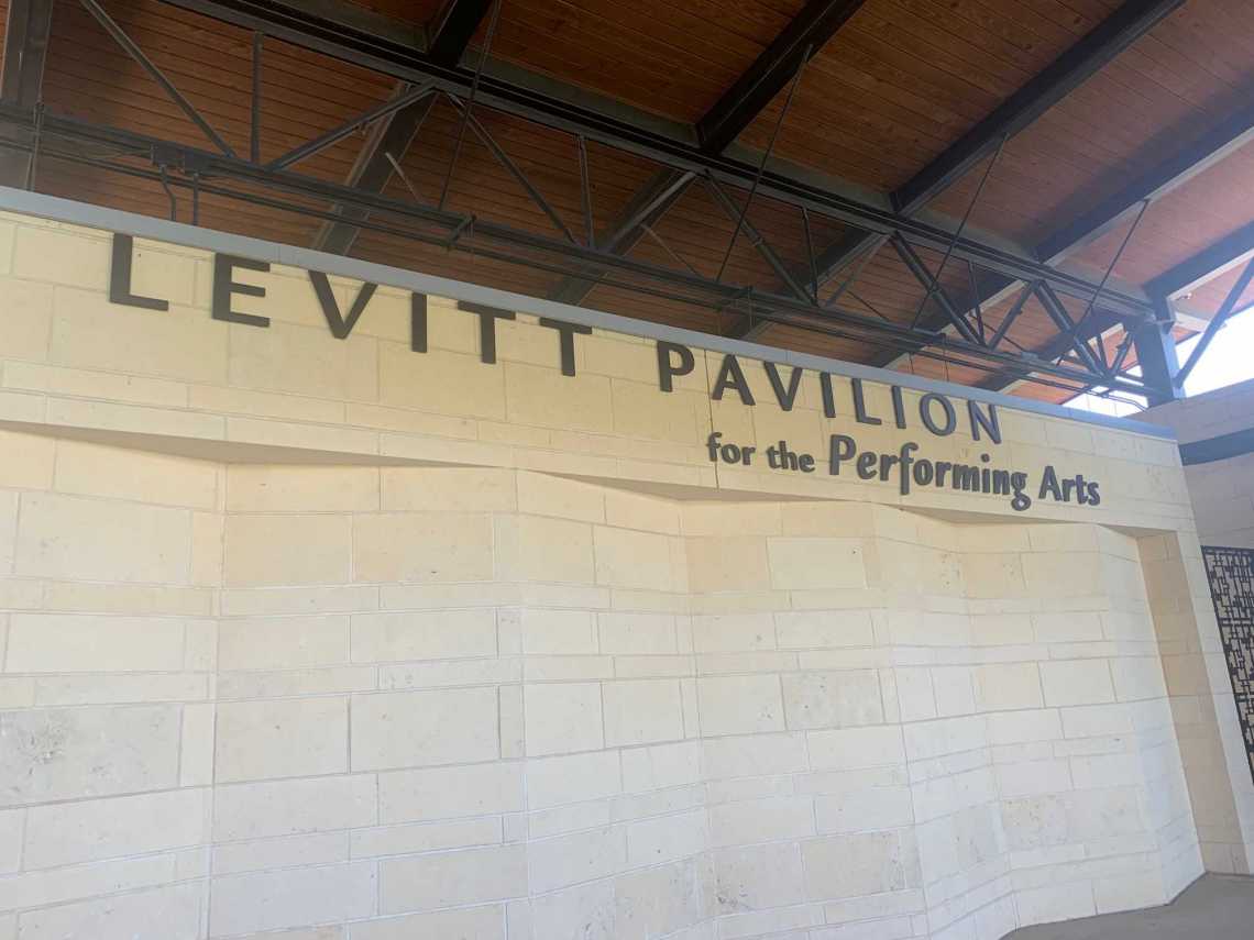 Levitt-Pavilion